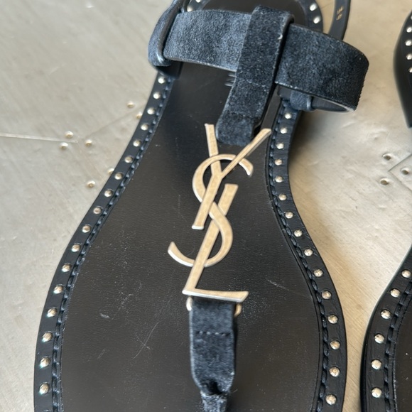 YSL Saint Laurent ysl black suede logo thong sandal flats silver sz 39 with box - Picture 2 of 9